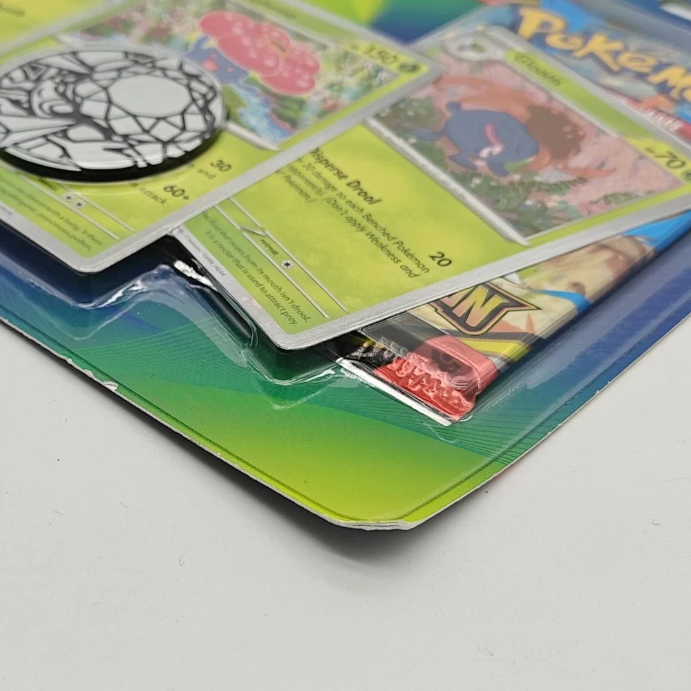 Pokemon Trading Card Came Oddish Gloom Vileplume, Coin, And Two Booster Pack New